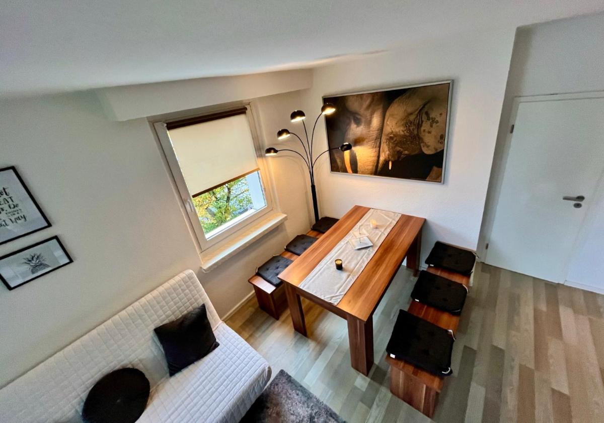 KMHosting Zentrum Modern Appartement - Kingsize Boxspringbett - Housity
