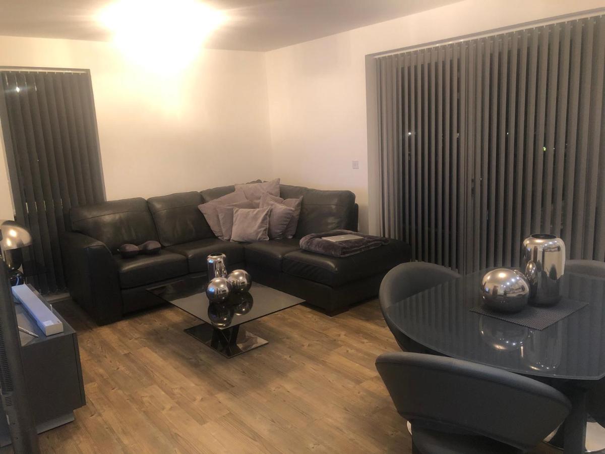 Spare Room at Dalton House - Housity