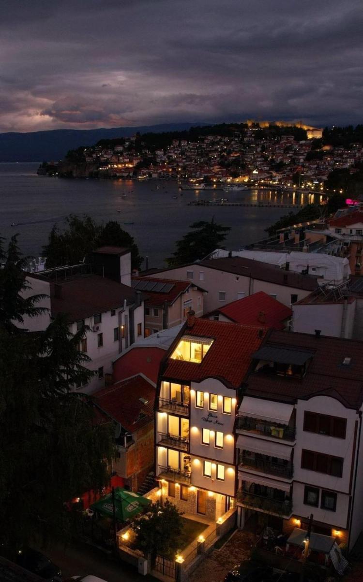 Vila Ivica Kjoshe - Housity