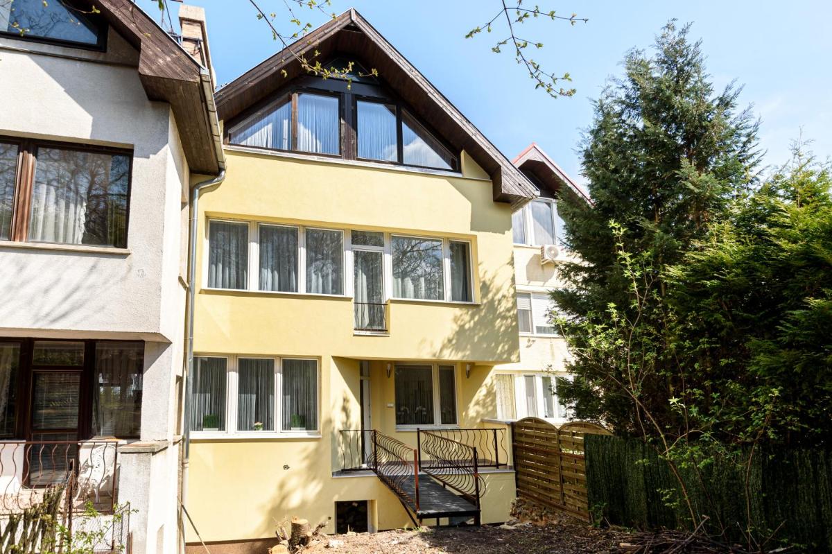 Diamond Apartments - Housity