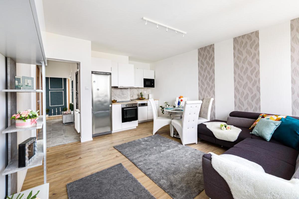 Diamond Apartments - Housity