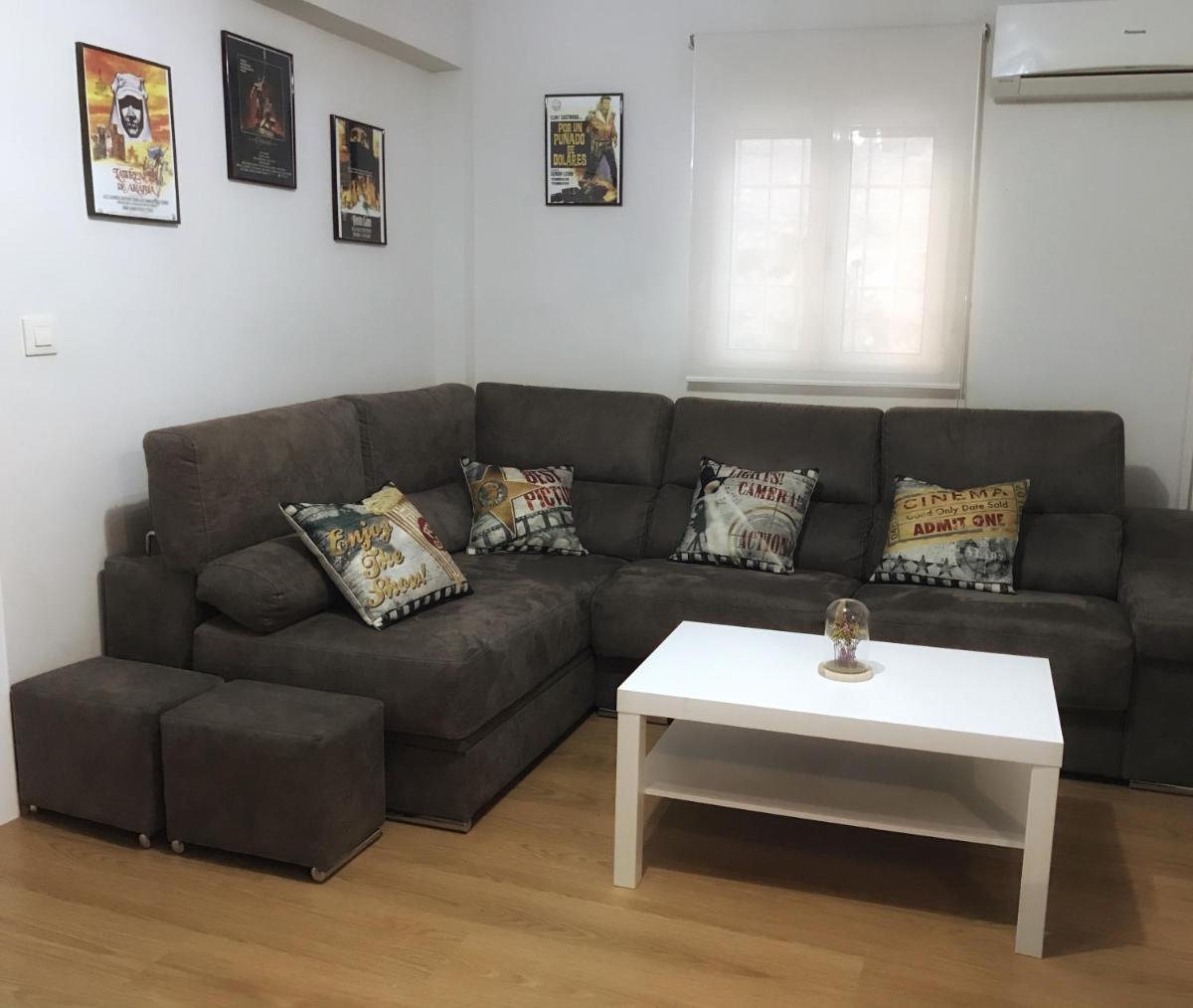 Apartamento con Parking Gratis en el Centro, 2 dormitorios - Housity