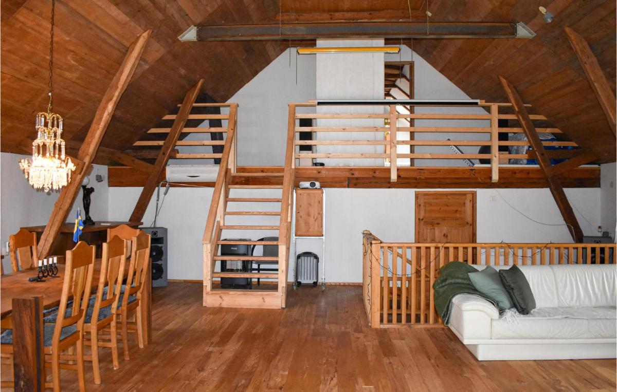 Lovely Home In Vinslöv With Sauna - Housity