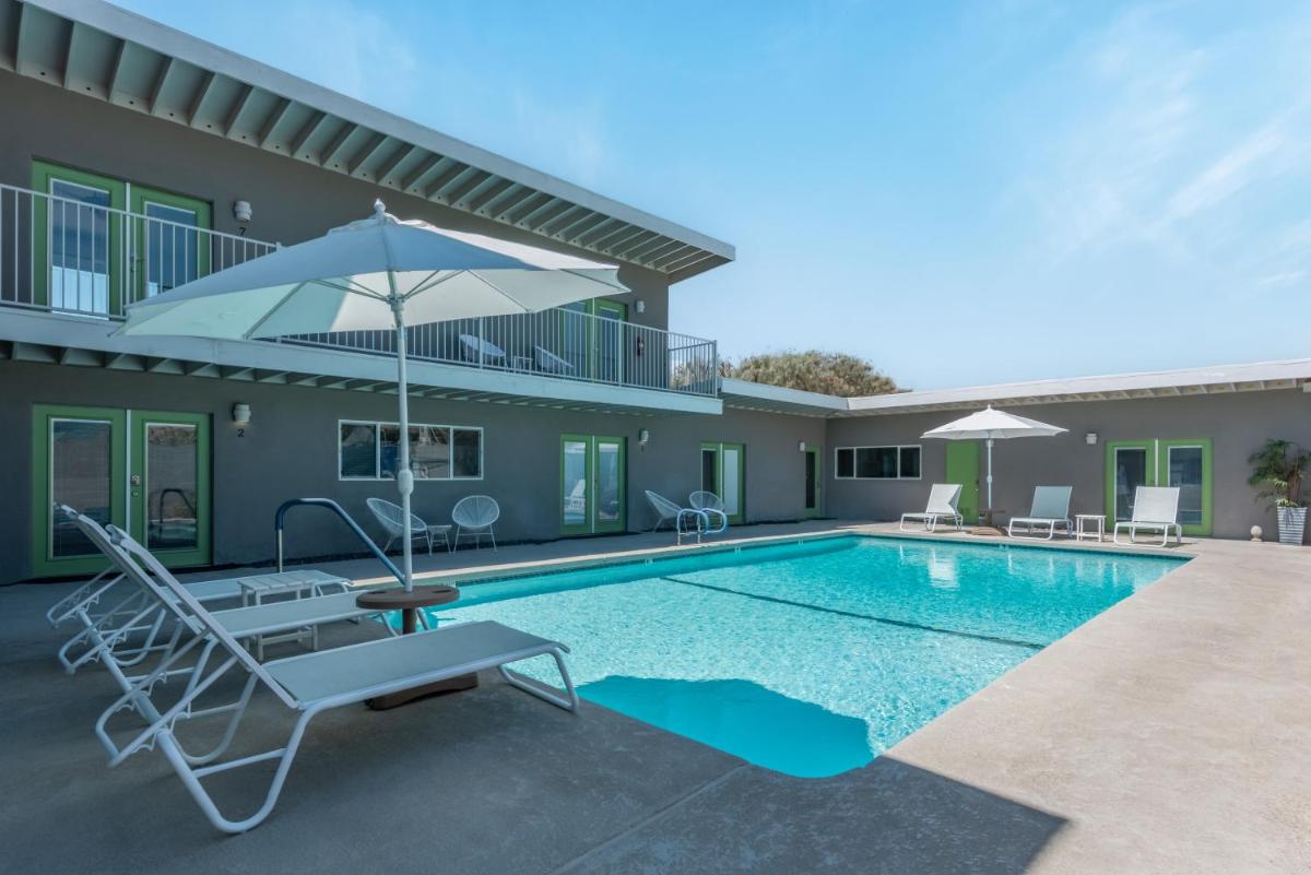 Desert Hot Springs Inn - Housity