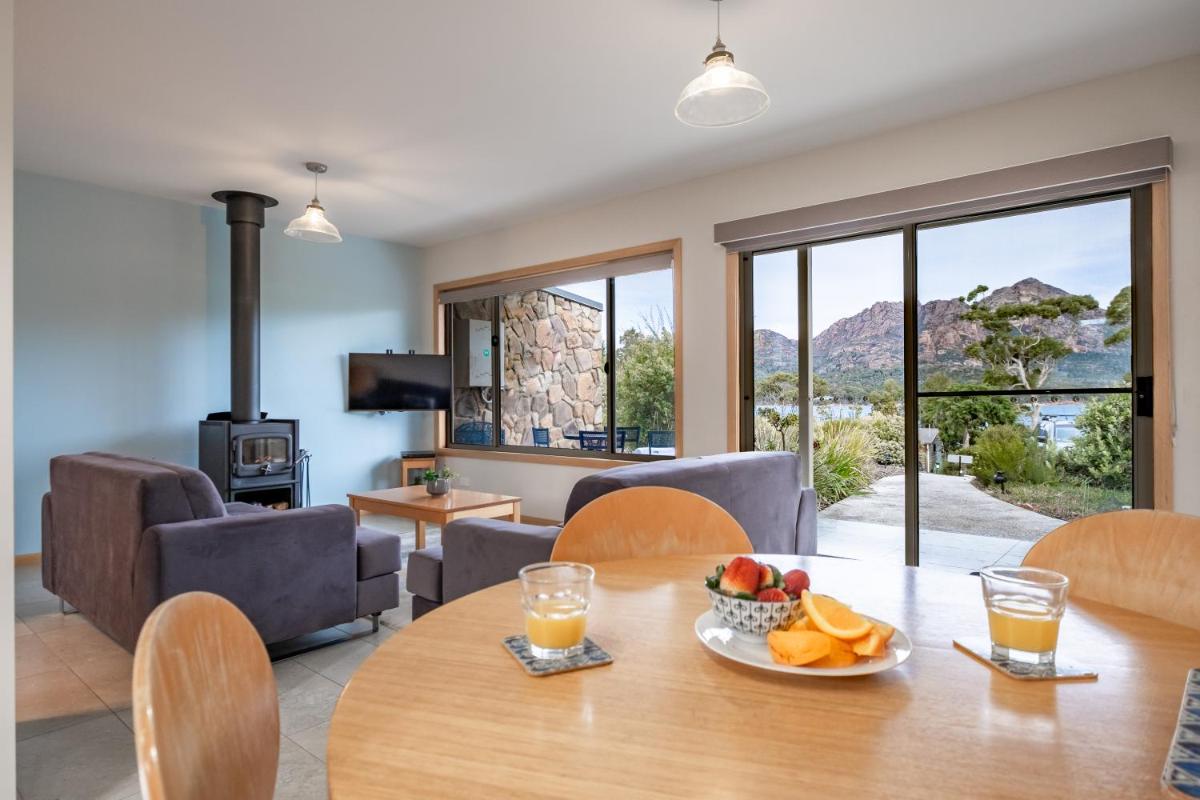Freycinet Stone Studio 3 - Feldspar - Housity