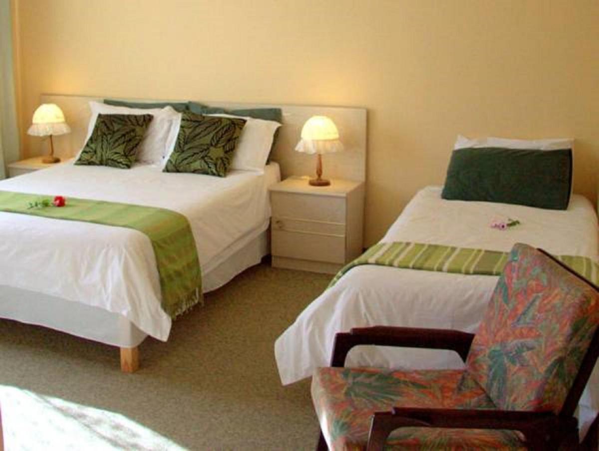 Dolphins View Self Catering Guesthouse - Housity