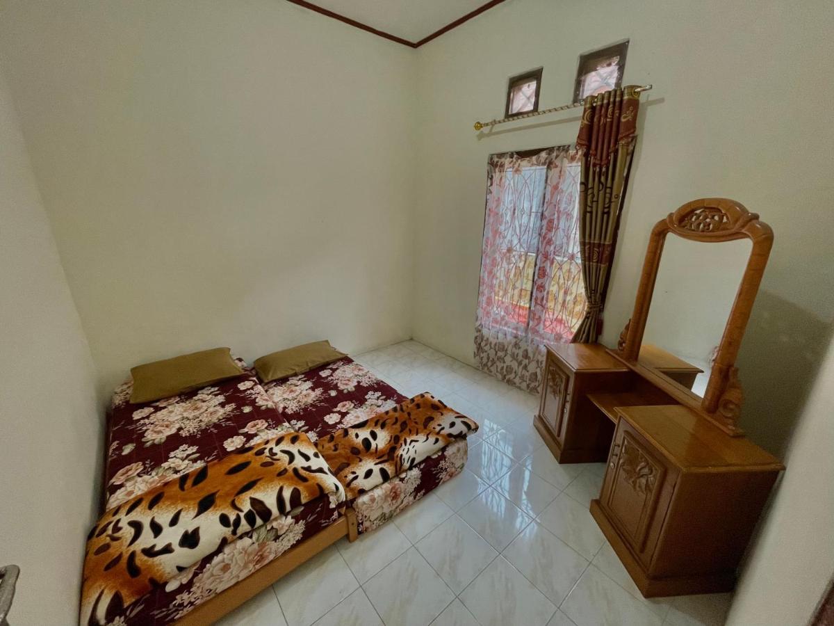 Suitetrails - Palolok Homestay Bukittinggi