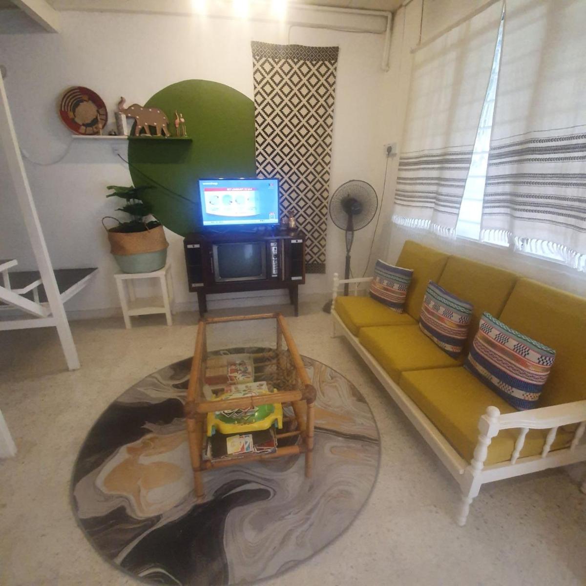 Homestay Cempaka Star - Housity