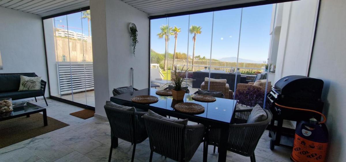 Casares del Mar Luxury Apartment - Hizvo