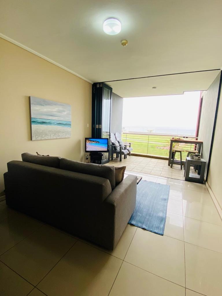 The Waves, 302 Quayside Point Waterfront - Housity