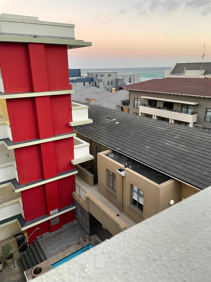 Muizenberg-Melrose Village - Housity