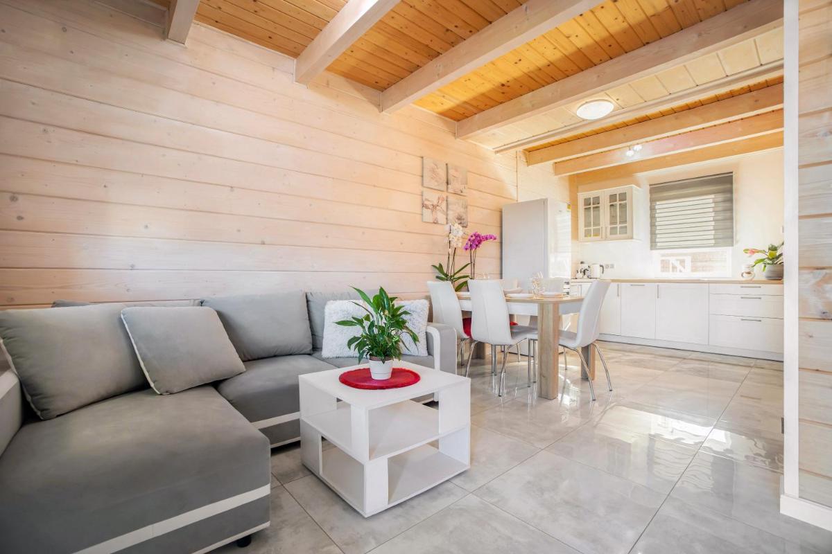 Villa Daglezja VIP - Housity