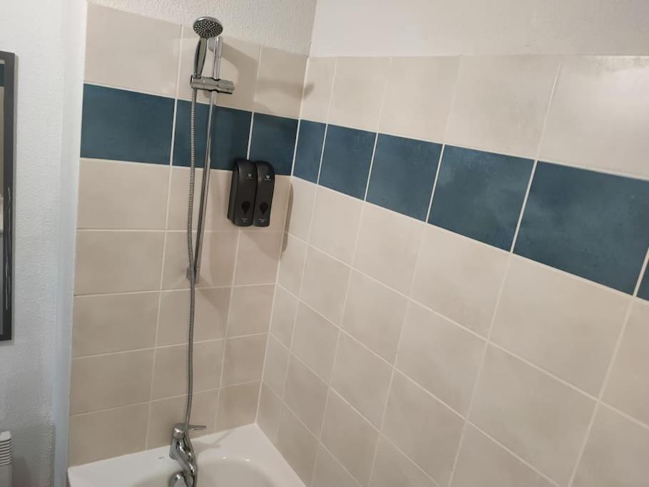 Spacieux et joli appartement de 2 à 4 personnes • Parking • Wifi - Housity