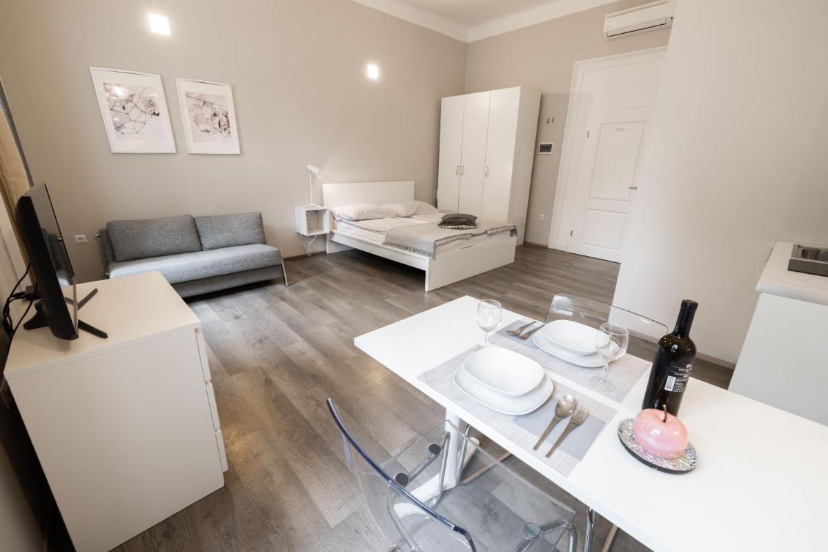 4flats - Housity
