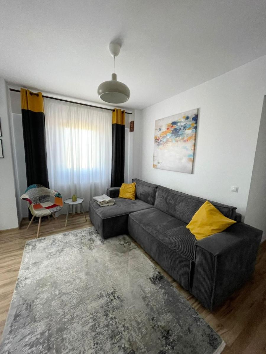 Cozy Apartment - near Airport and Palas Mall - Housity