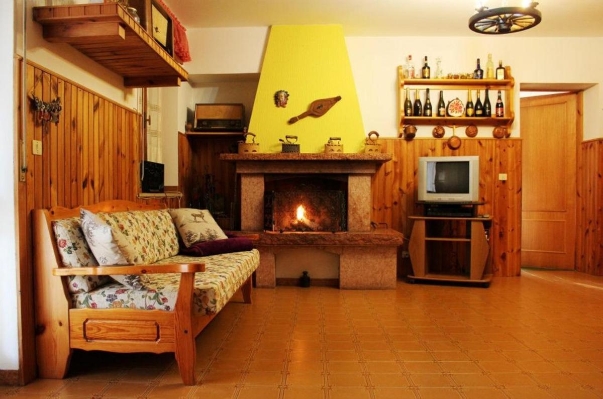 Discover Italy - Housity