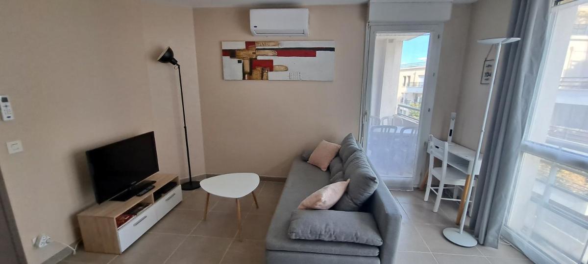 Appart T2 standing tout confort avec balcon - parking en option - Housity