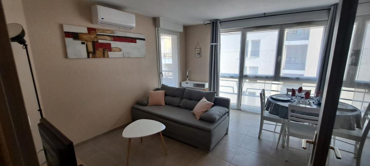 Appart T2 standing tout confort avec balcon - parking en option - Housity