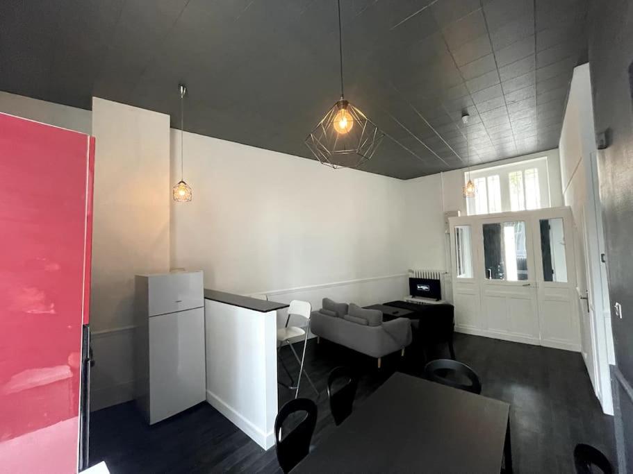 Agréable maison de ville dans la plus belle Avenue - Housity