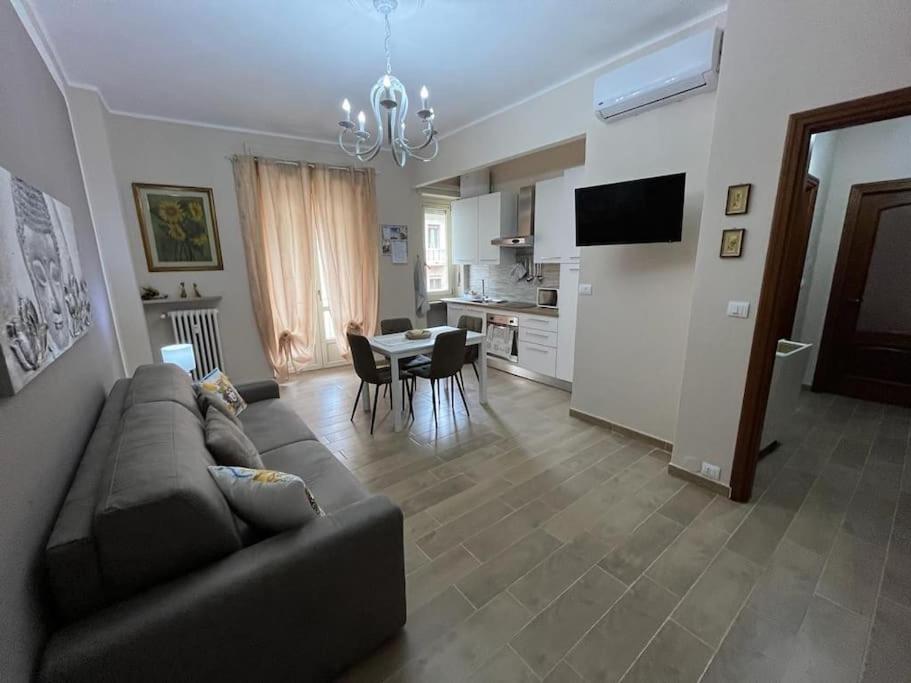 ATTICO BRICCARELLO -Intero Appartamento- Elegant Suite with FREE WIFI near Inalpi Arena and Sporting Club Torino-Olimpyc Stadium - Housity