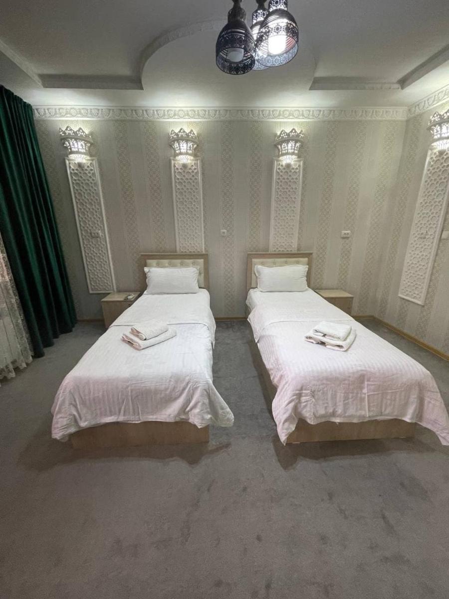 Retro Amir Hotel - Housity