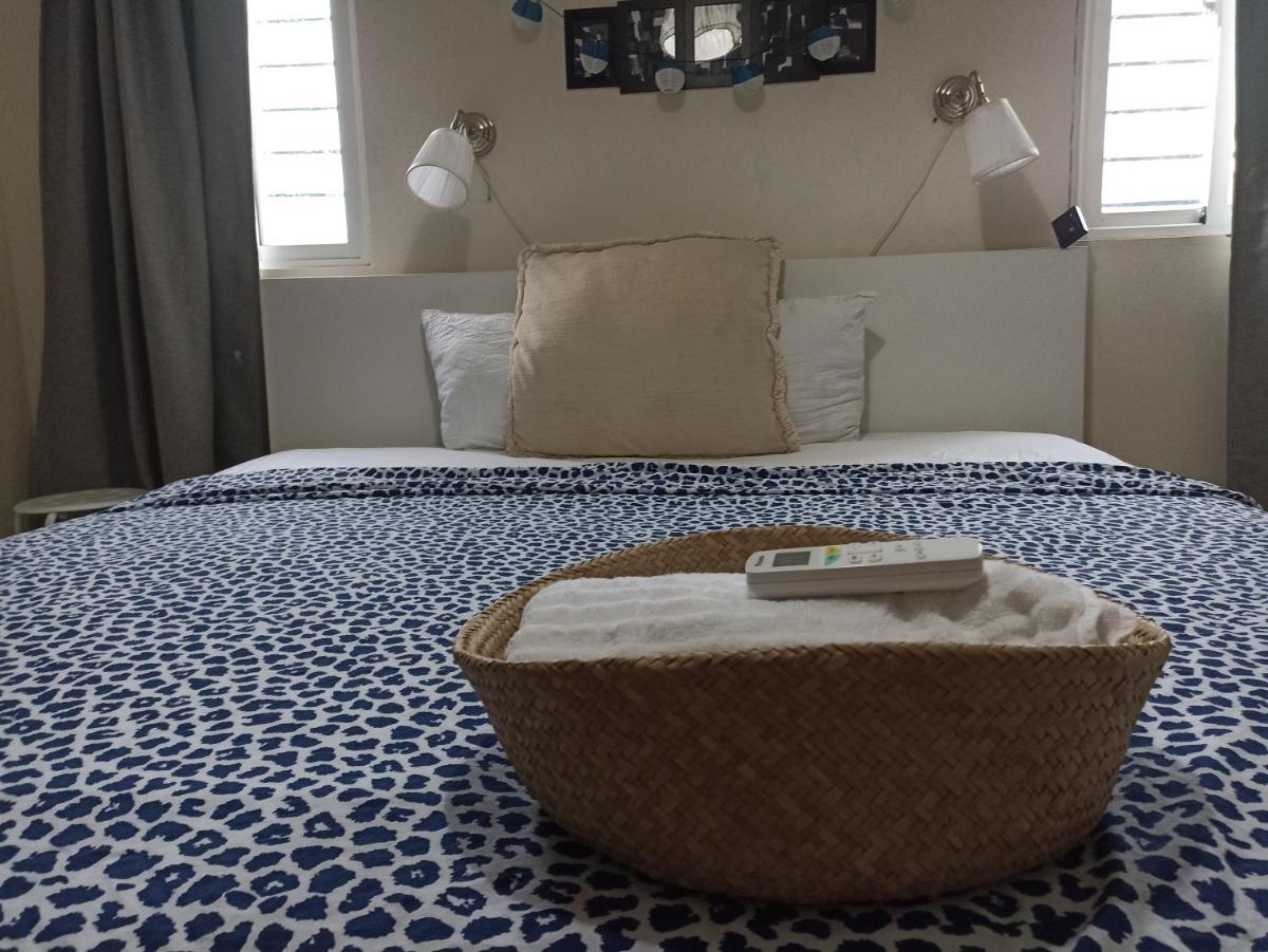 Room with bathroom - Housity