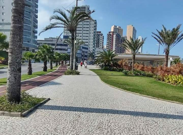 Apê Temporada Vila Guilhermina - Hizvo