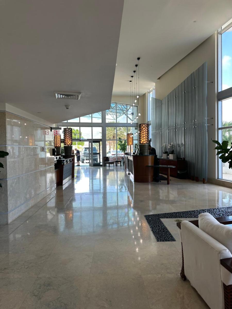 Miami Beach, Resort Condominium/Sunny Island Beach - Housity