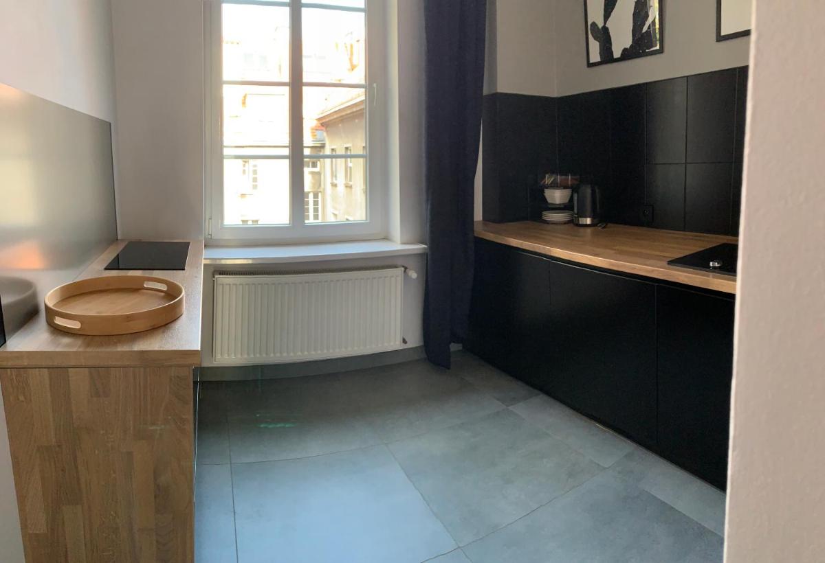 POBUUDKA IV Plebańska z widokiem na Rynek - Housity