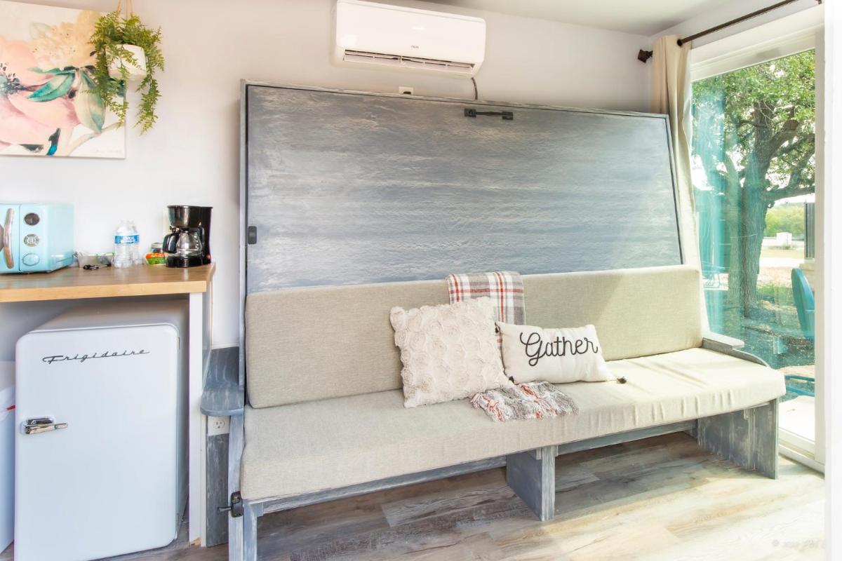 The Container Retreat at 290 Wine Trail #2 Adventure awaits! - Housity