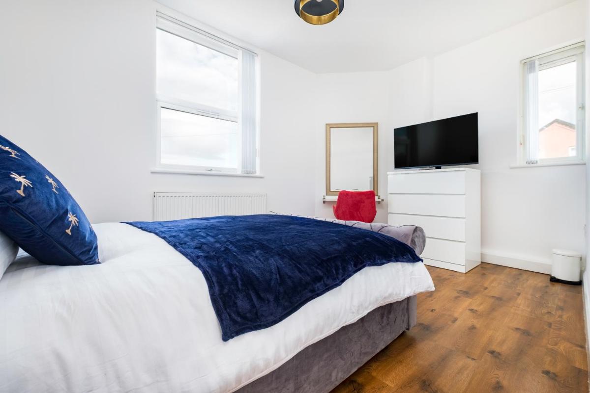 Meersbrook Luxury 2 Bedroom Apartment - Housity