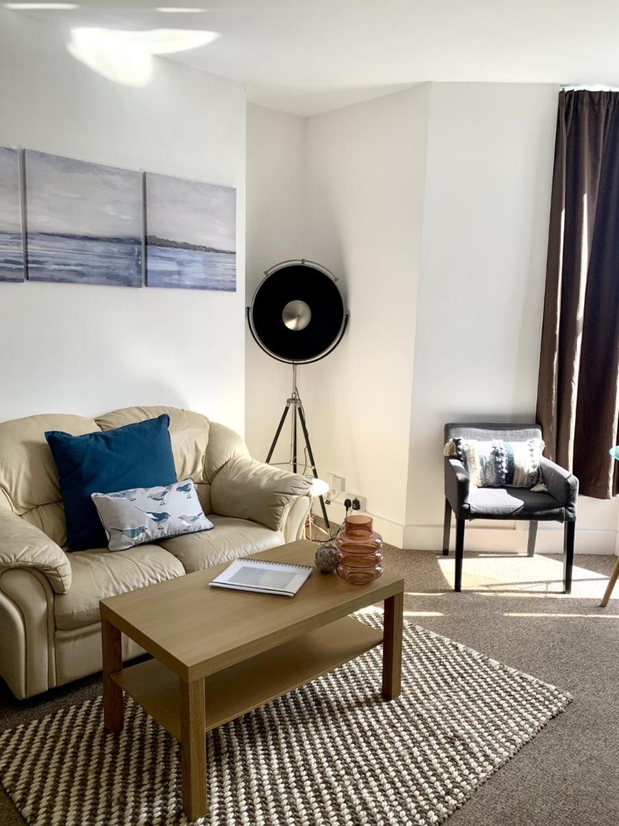 Seaview Richmond Terrace - Housity