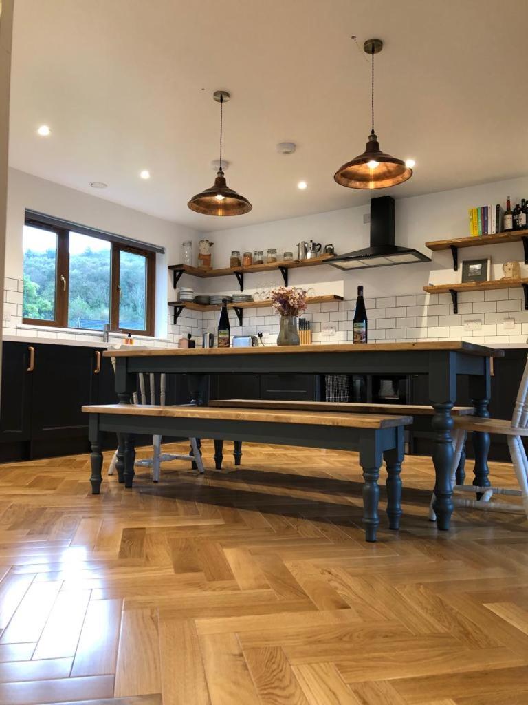 5-bedroom house close to Rathmullan beach - Housity
