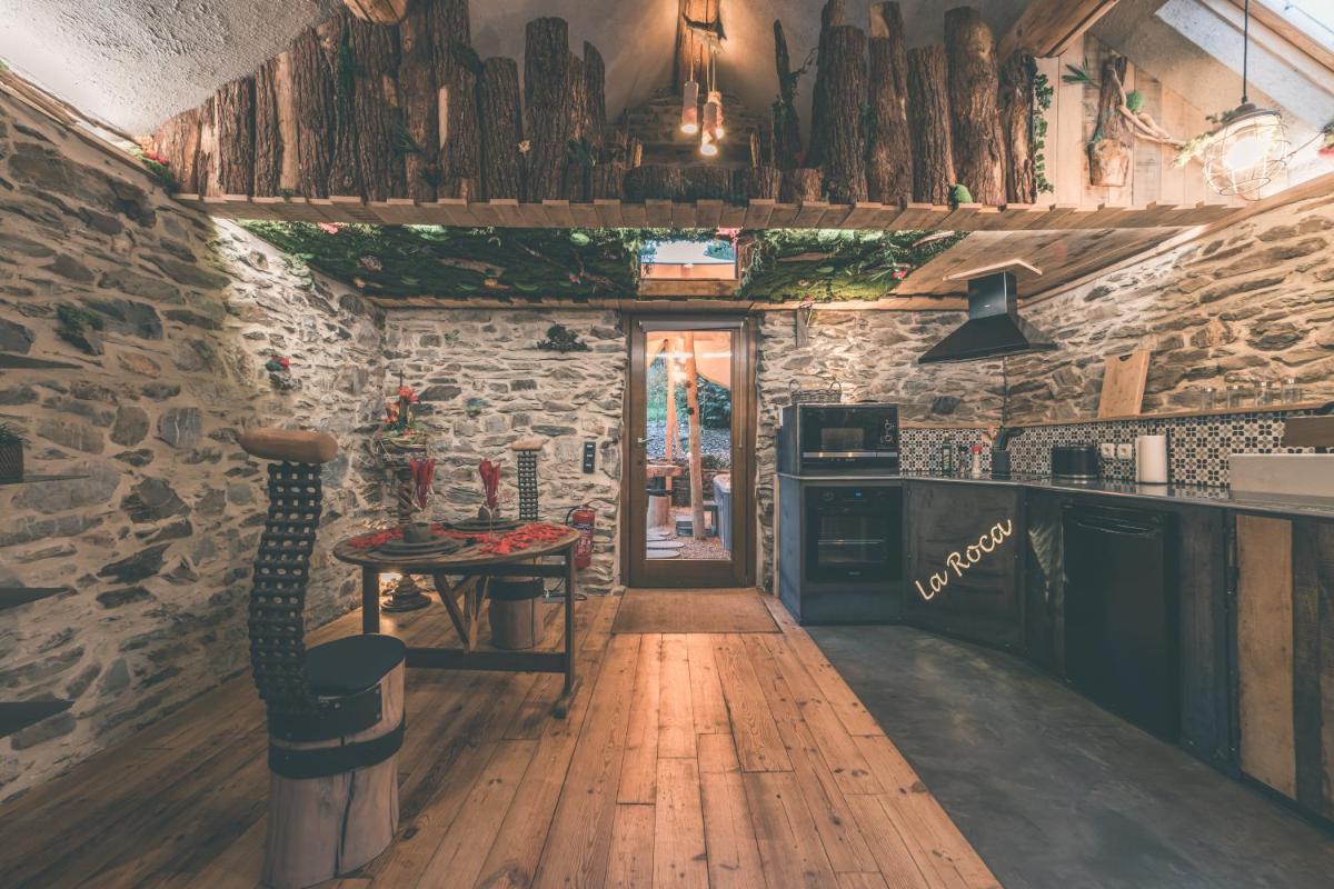 Romantic Getaway - Sauna and Jacuzzi - El Clandestino - Housity