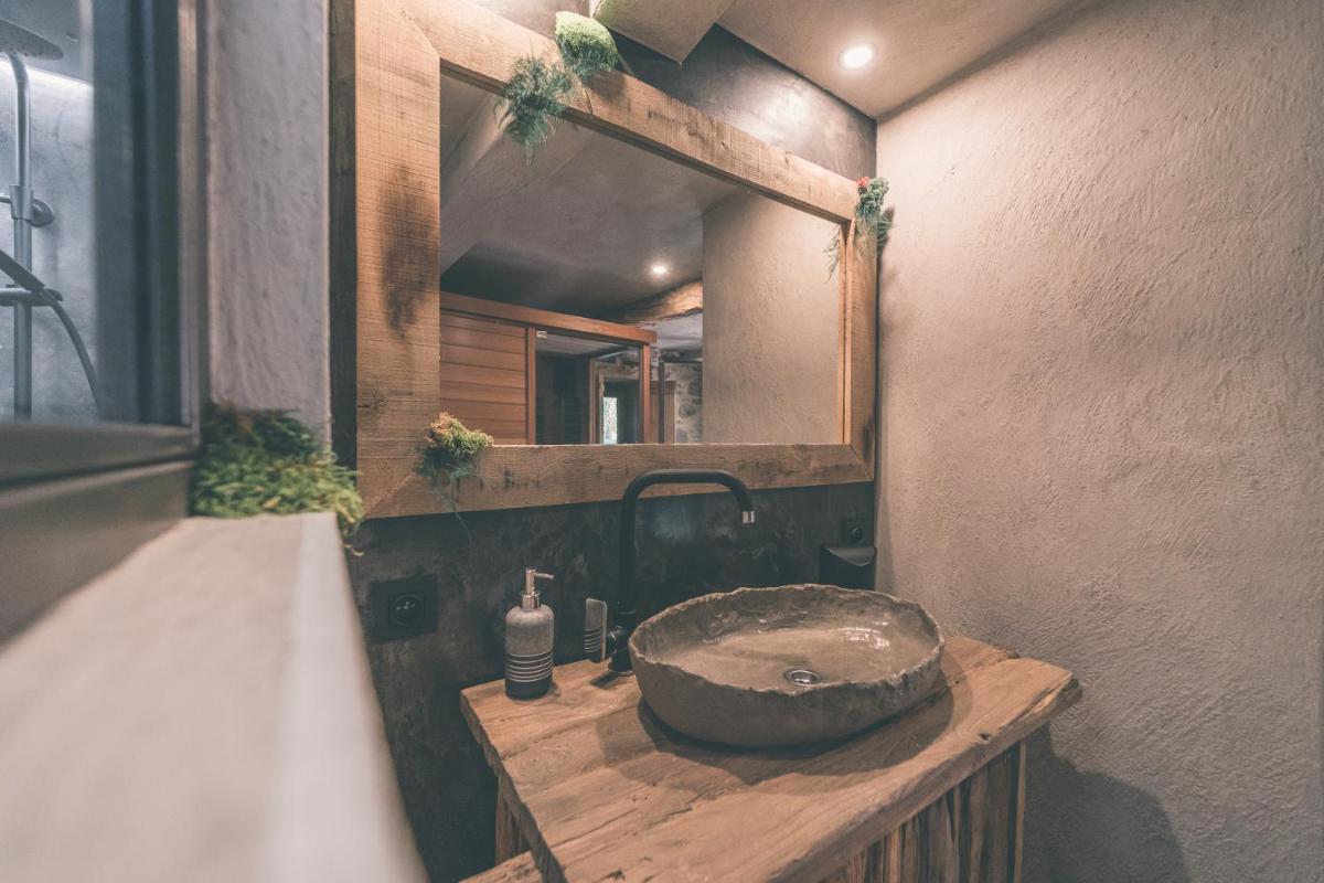 Romantic Getaway - Sauna and Jacuzzi - El Clandestino - Housity
