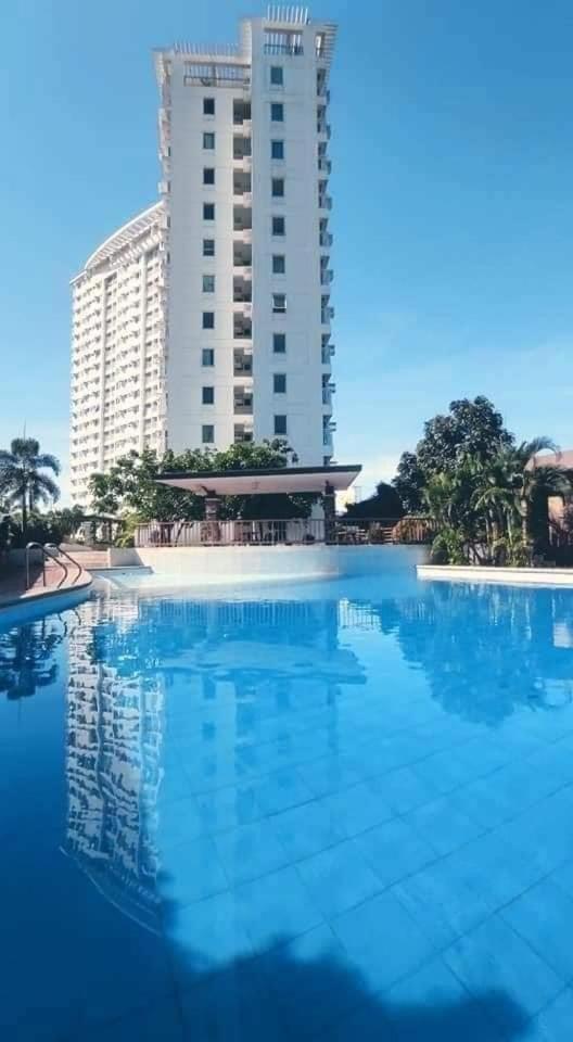 affordable staycation alabang - Housity