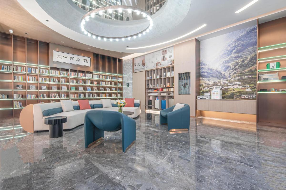 Atour Hotel Nantong Central South BRICS - Housity