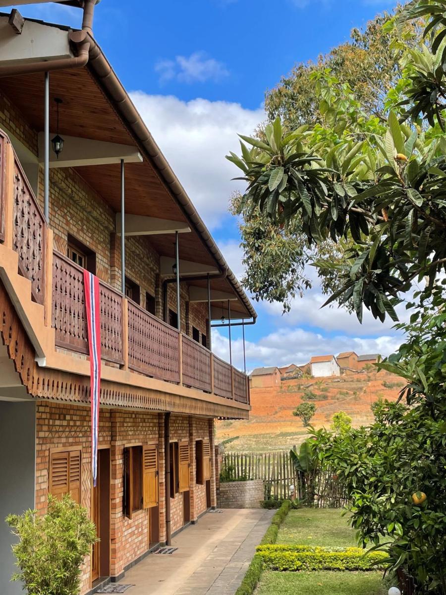 Hotel Ambalakely - Housity