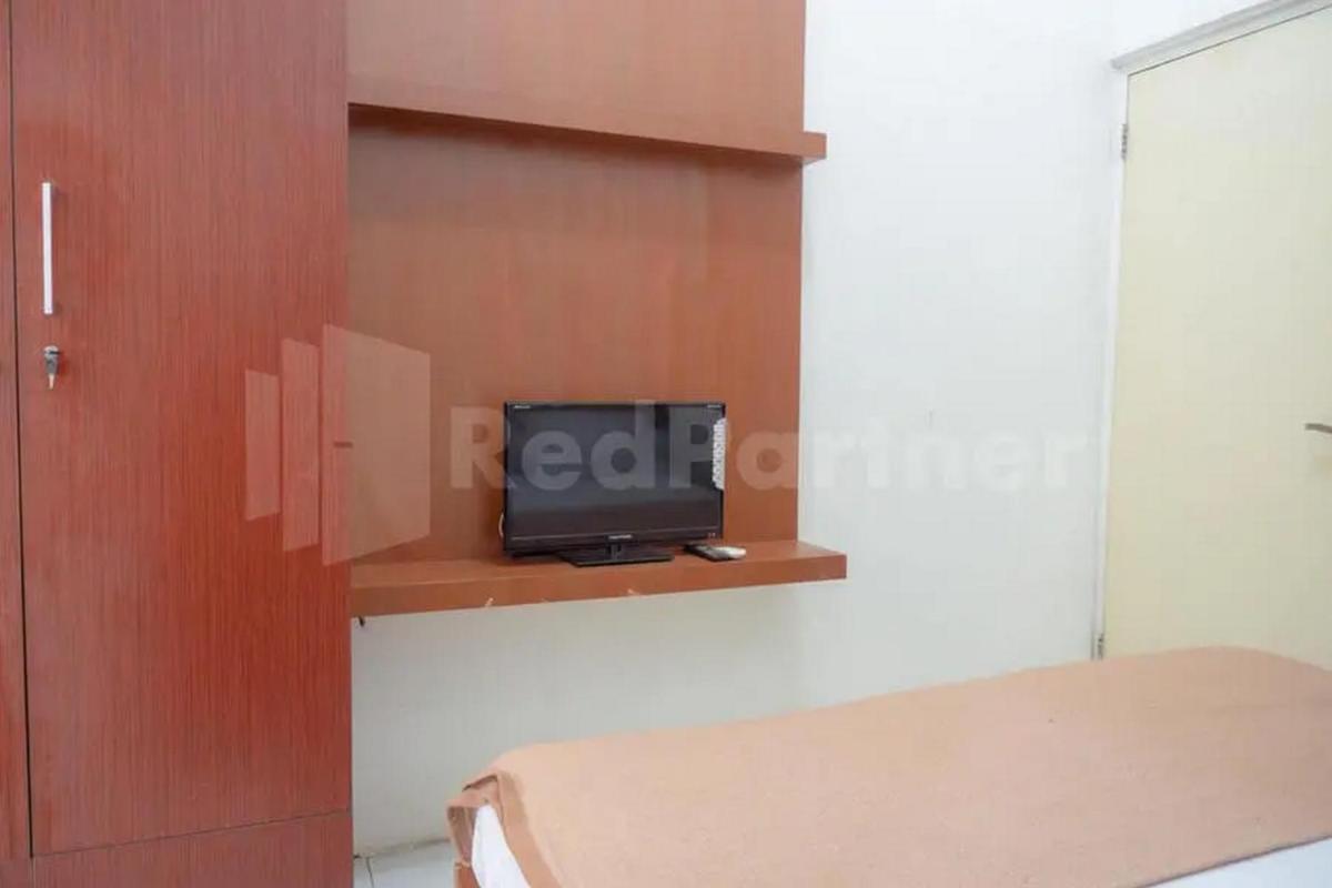 Homestay Babussalam Rungkut Mitra RedDoorz - Housity