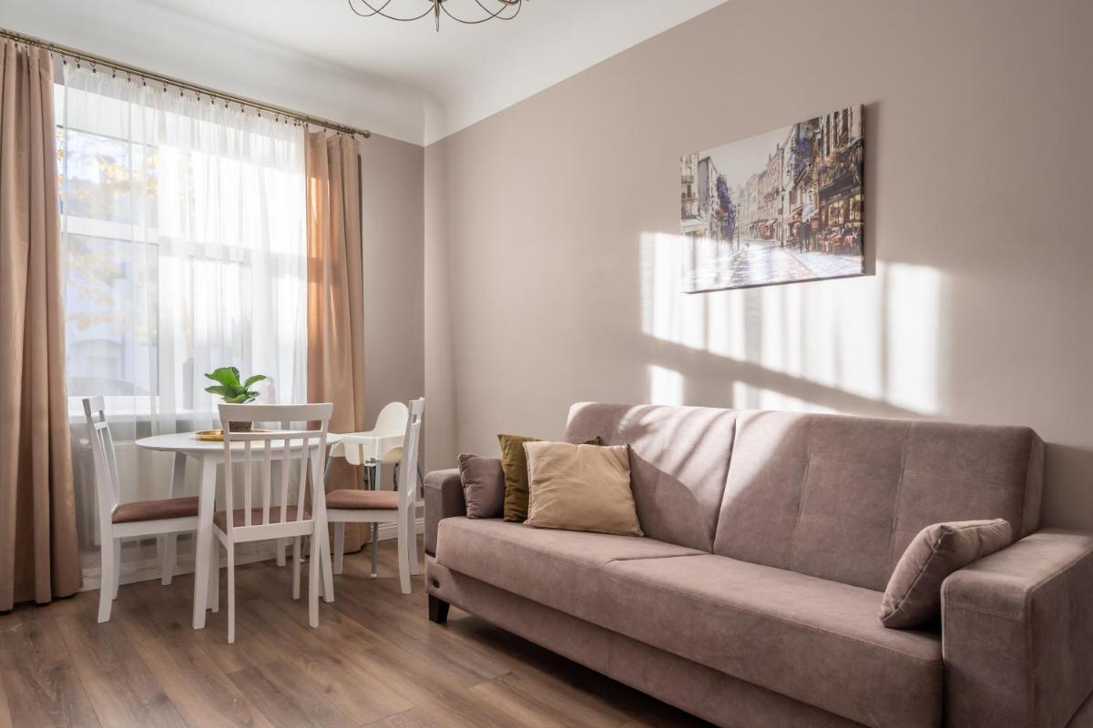 Charming Latvian classic style apartment - Hizvo