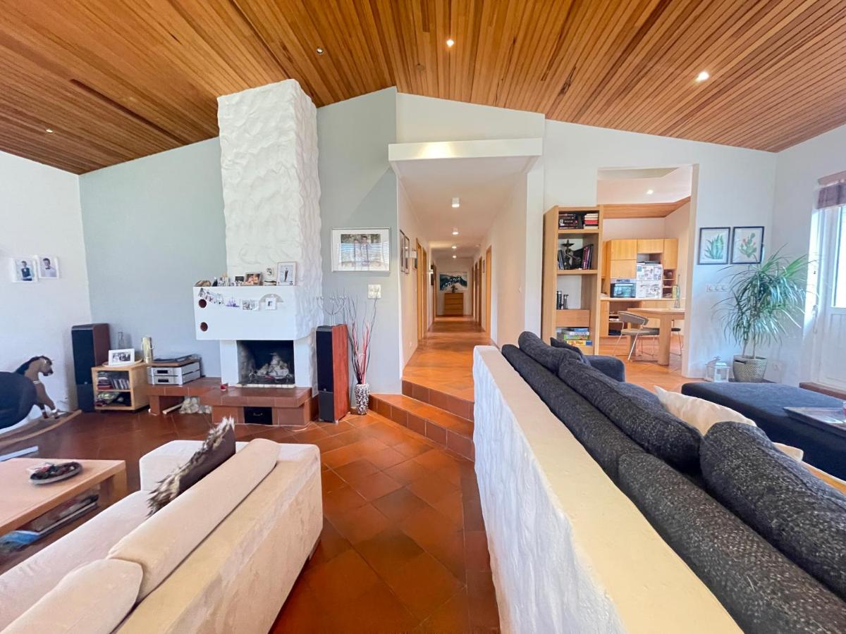 Spacious and cozy 4 bedroom house in Reykjavik - Housity