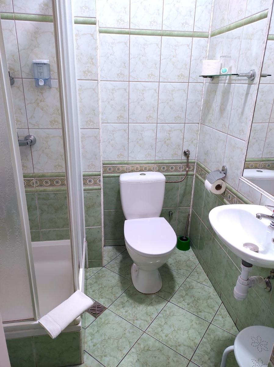 Hotel Polonia - Hizvo