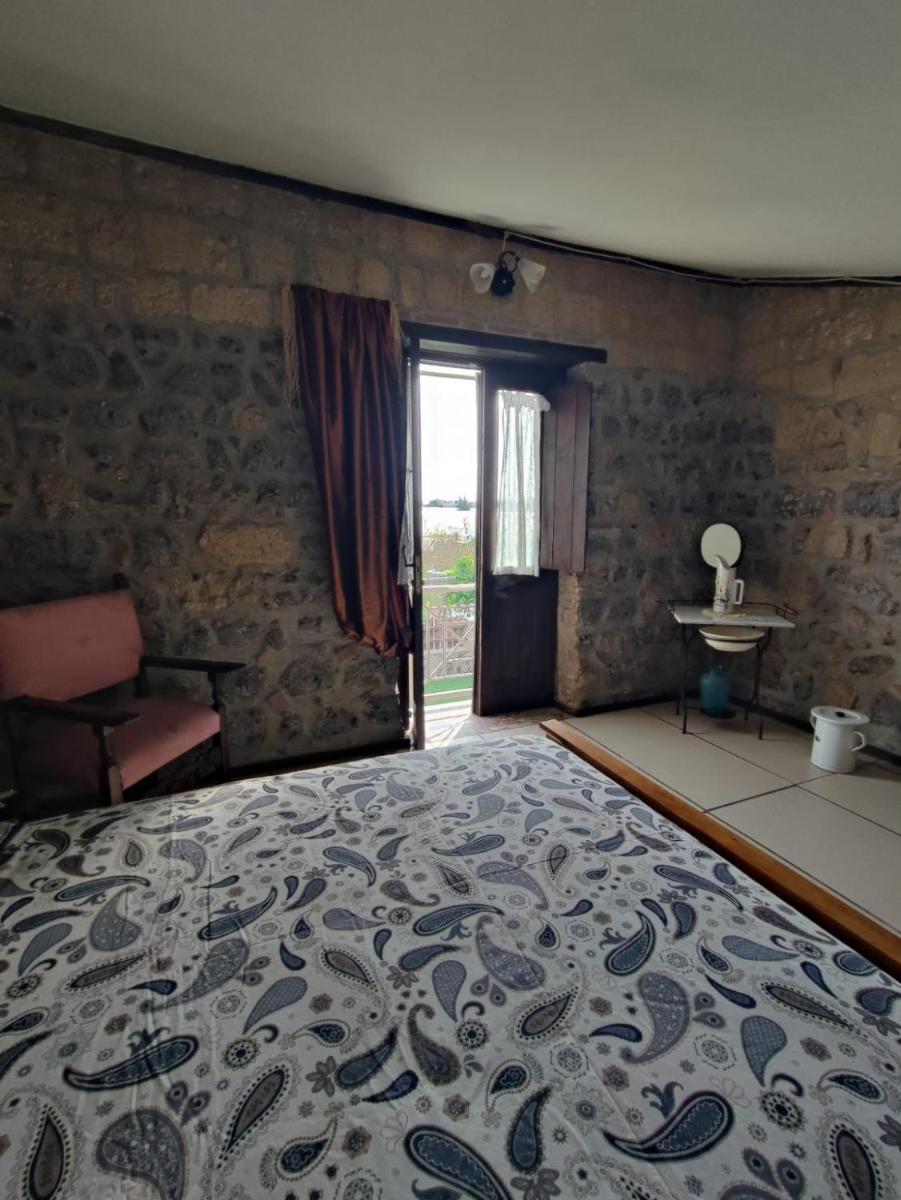 B&b Hoya - Housity