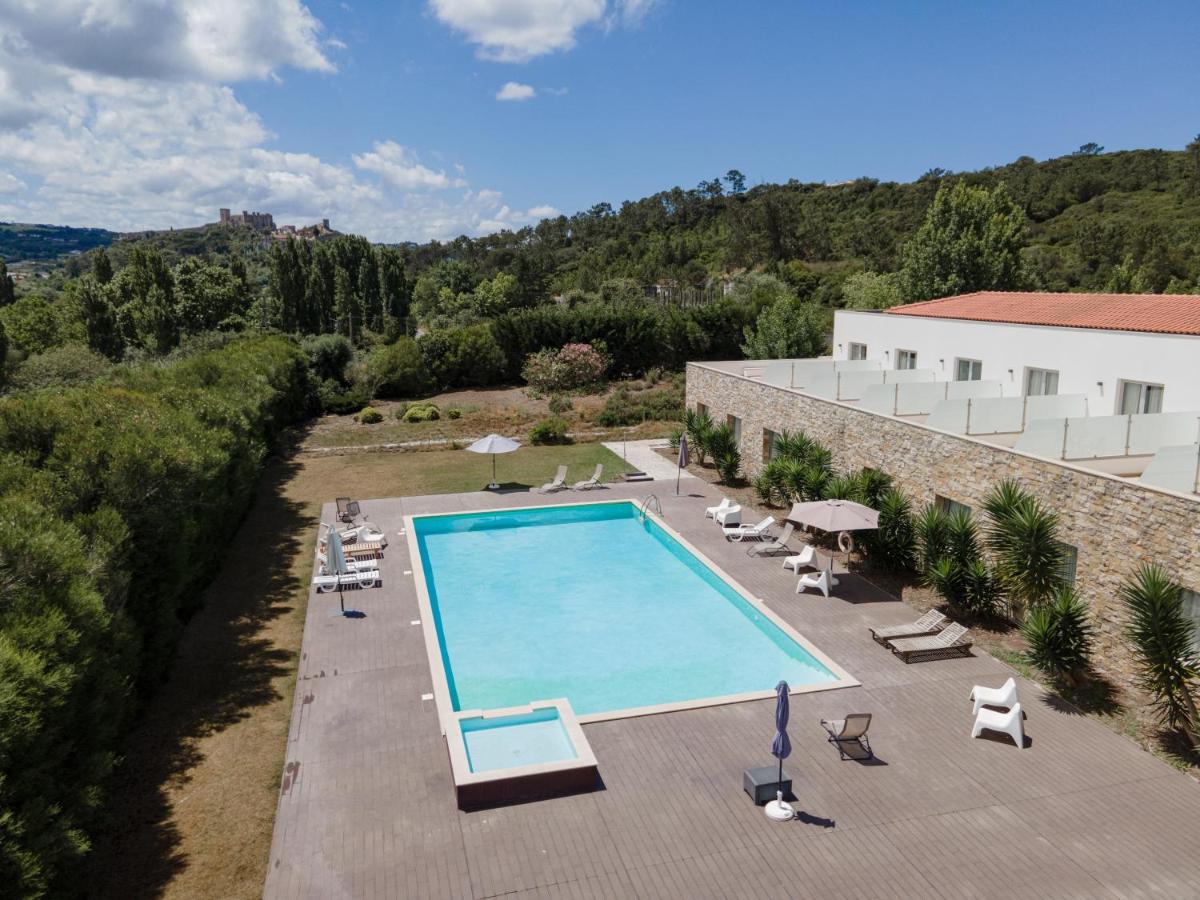 A piscina em ou perto de Hotel Vila D'Óbidos