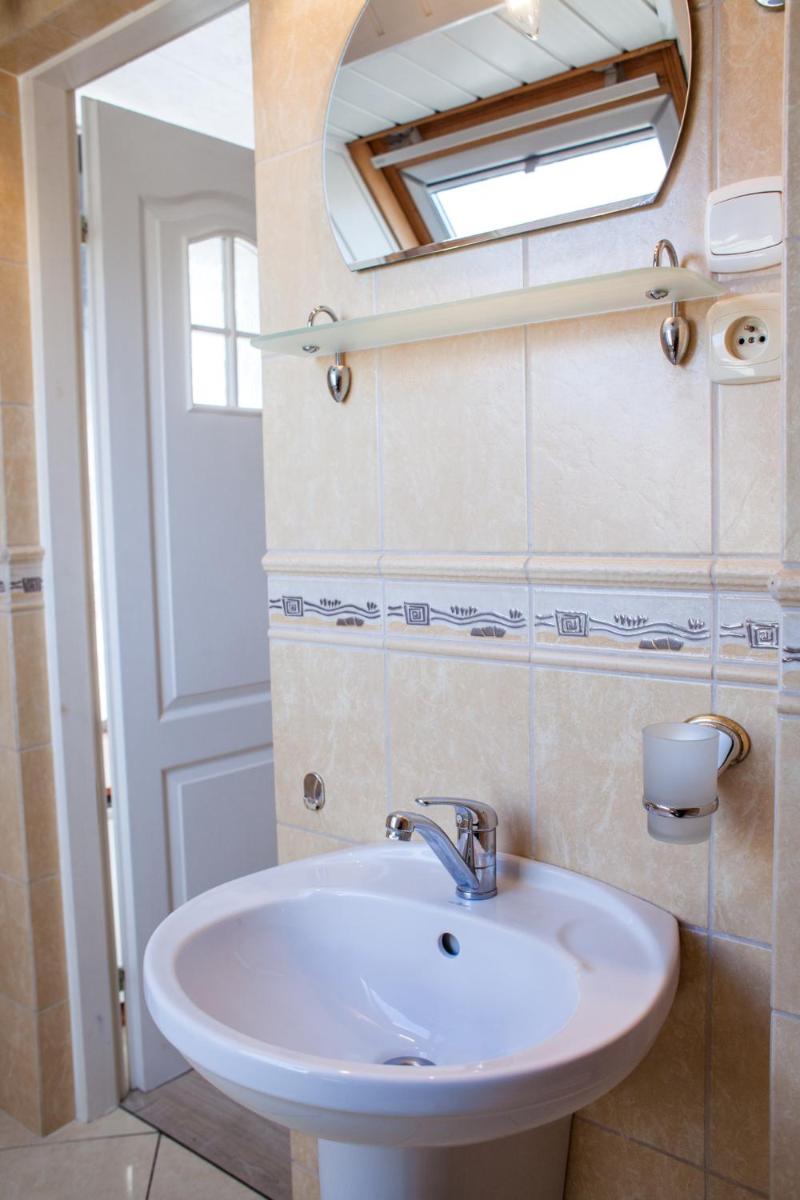 Pokoje w Kuźnicy u Andrzeja - Housity