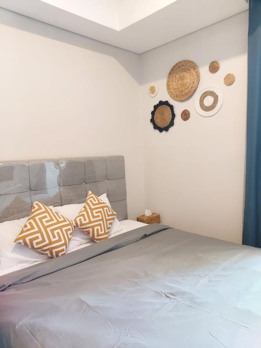 Homy studio room near taman anggrek - Housity