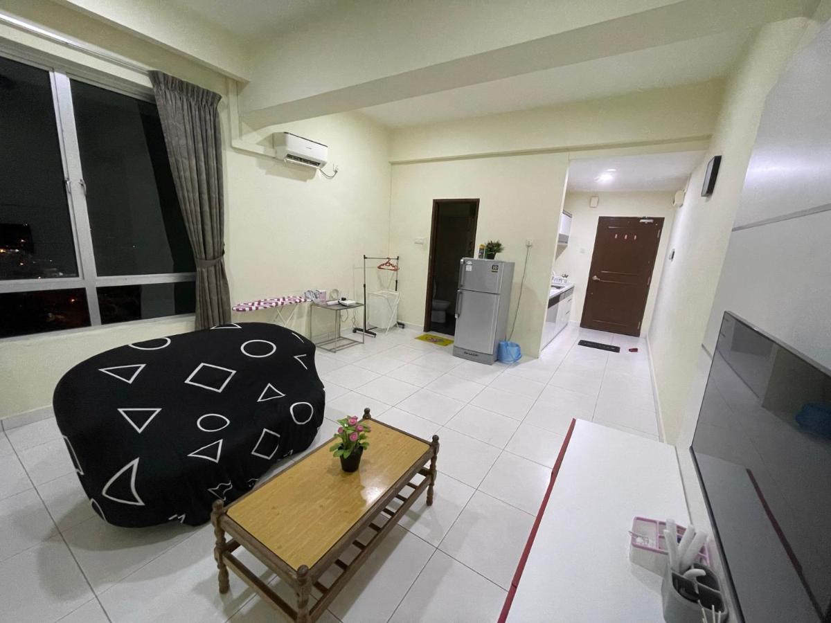 Baojuwu819 1 Bedroom Studio - Housity