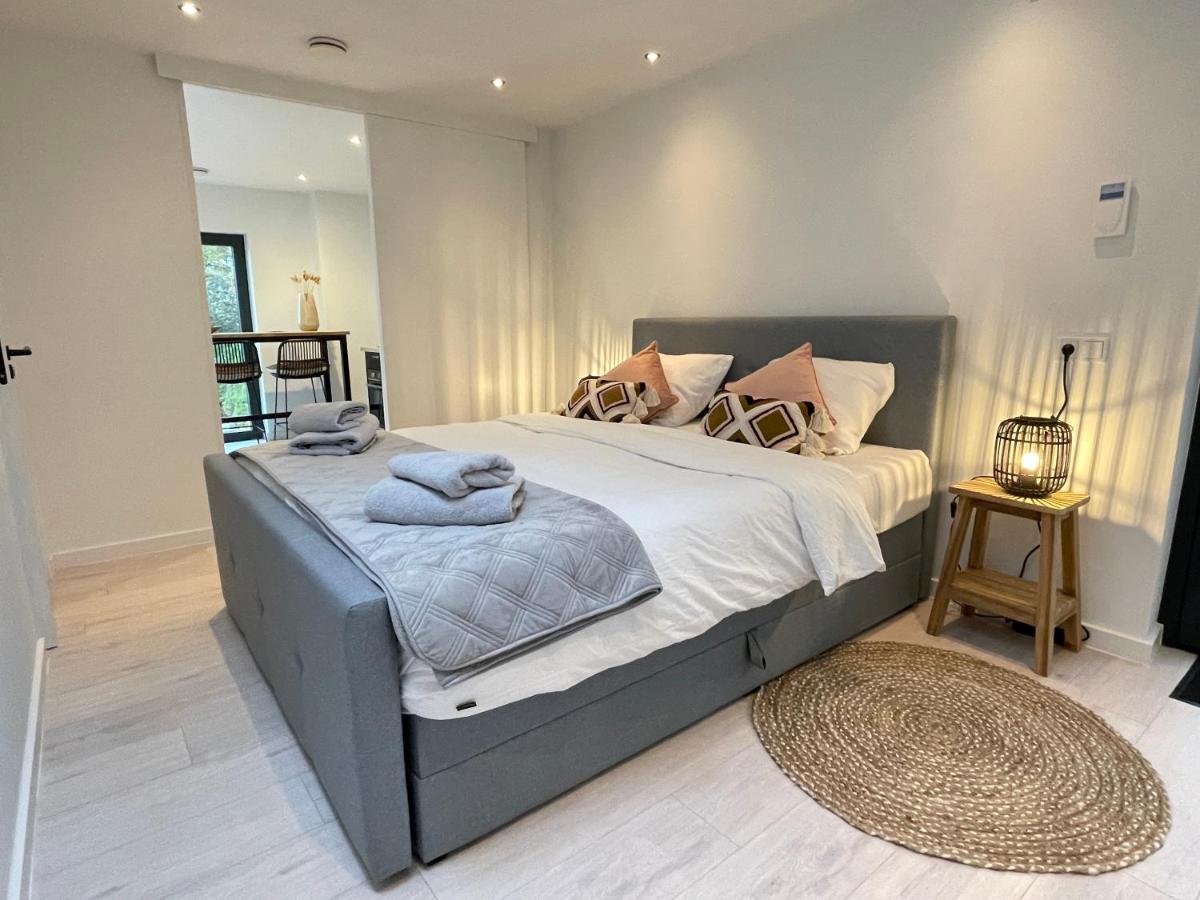Studio La Rose - Housity