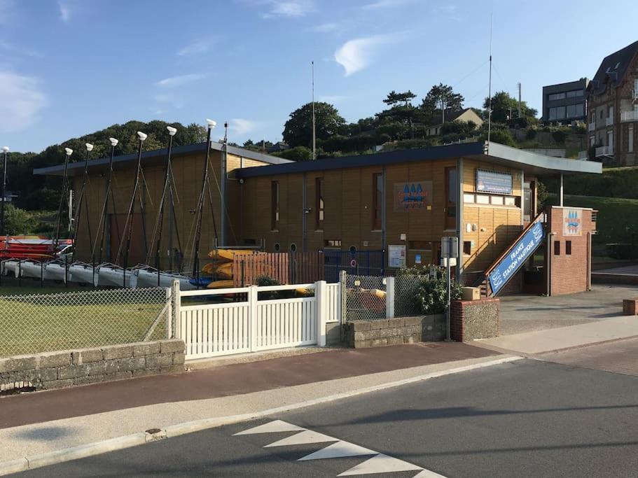 Albatros Studio a moins de 50 mètres de la plage, vue dégagée sur la vallée - Housity