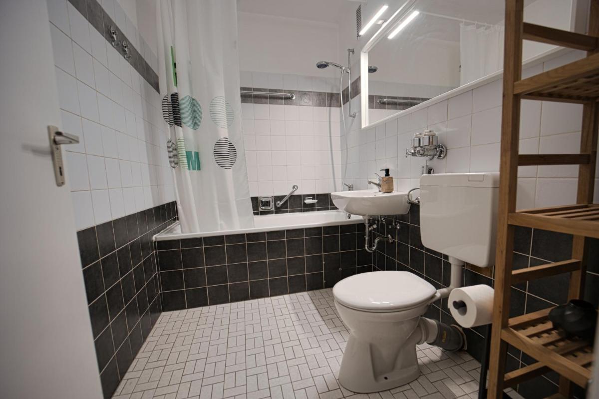 HejU - Luxury Aussicht - Kingsize Bed - Kitchen - Bathtub - Hizvo